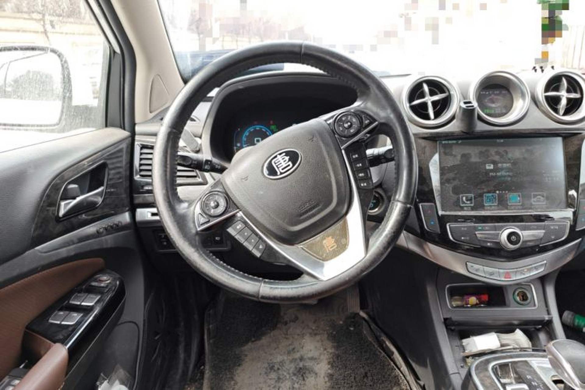 Used BYD Tang New Energy 2015 2.0T Four-Wheel-Drive Flagship Model Steering Wheel