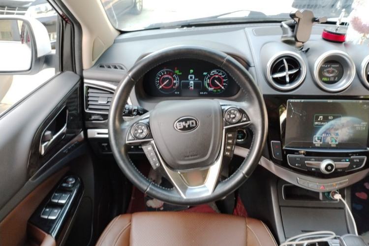 Used BYD Tang New Energy 2015 2.0T Four-Wheel-Drive Flagship Model Steering Wheel