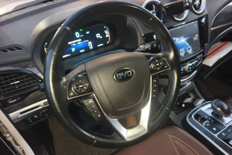 Used BYD Tang New Energy 2015 2.0T Four-Wheel-Drive Flagship Model Steering Wheel