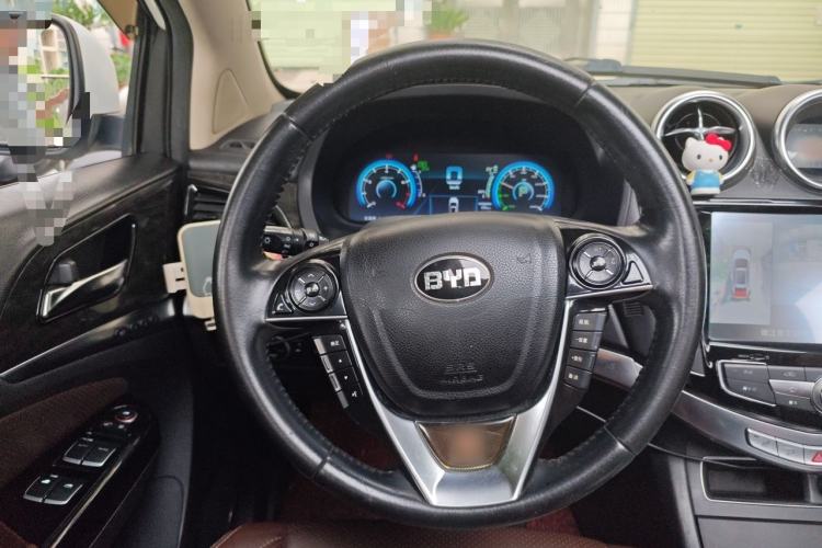 Used BYD Tang New Energy 2015 2.0T Four-Wheel-Drive Flagship Model Steering Wheel