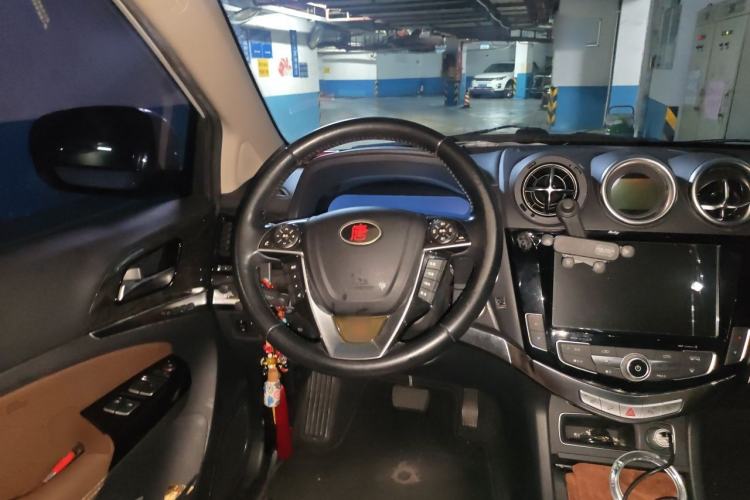Used BYD Tang New Energy 2015 2.0T Four-Wheel-Drive Flagship Model Steering Wheel