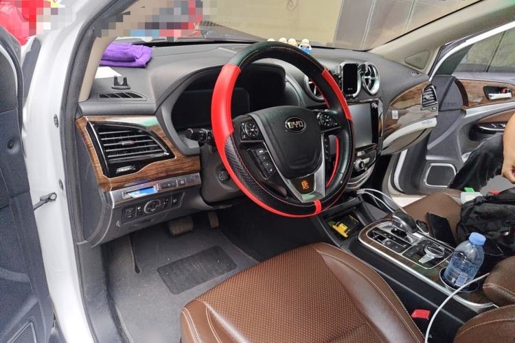 Used BYD Tang New Energy 2015 2.0T Four-Wheel-Drive Flagship Model Steering Wheel