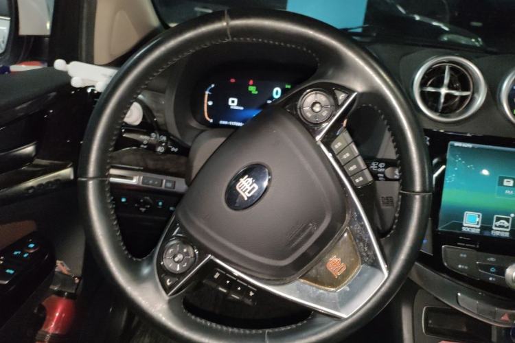 Used BYD Tang New Energy 2015 2.0T Four-Wheel-Drive Flagship Model Steering Wheel