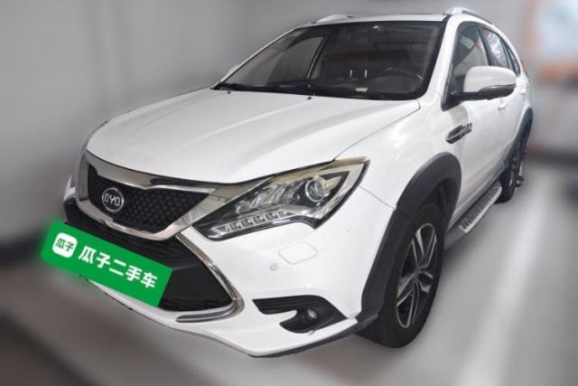 Used BYD Tang New Energy 2015 2.0T Four-Wheel-Drive Flagship Model