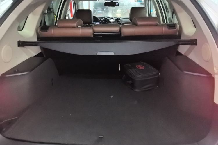 Used BYD Tang New Energy 2015 2.0T Four-Wheel-Drive Flagship Model Trunk