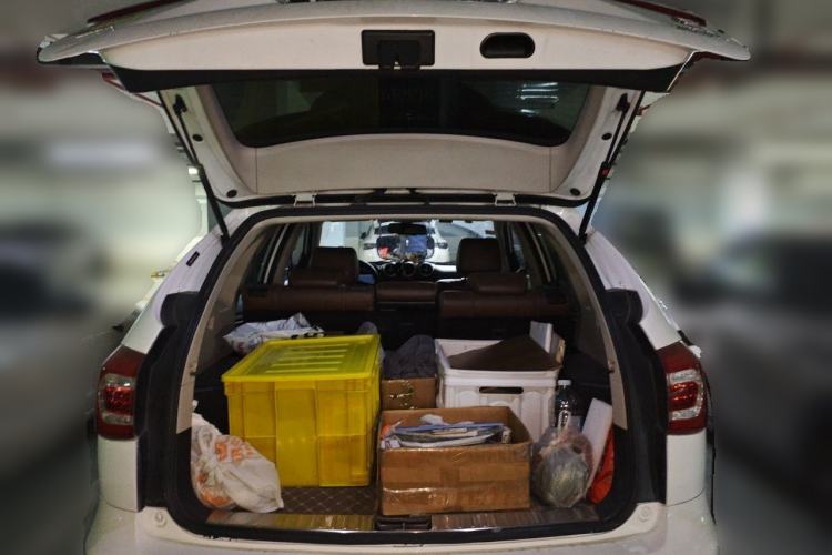 Used BYD Tang New Energy 2015 2.0T Four-Wheel-Drive Flagship Model Trunk