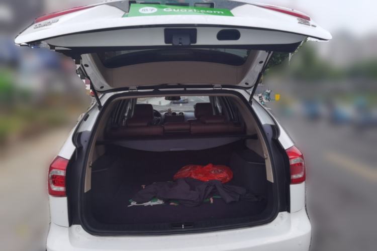 Used BYD Tang New Energy 2015 2.0T Four-Wheel-Drive Flagship Model Trunk