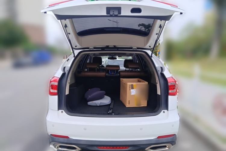 Used BYD Tang New Energy 2015 2.0T Four-Wheel-Drive Flagship Model Trunk