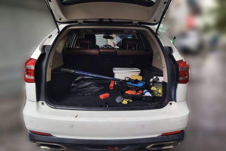 Used BYD Tang New Energy 2015 2.0T Four-Wheel-Drive Flagship Model Trunk