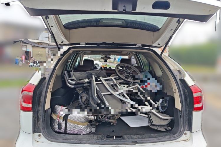 Used BYD Tang New Energy 2015 2.0T Four-Wheel-Drive Flagship Model Trunk
