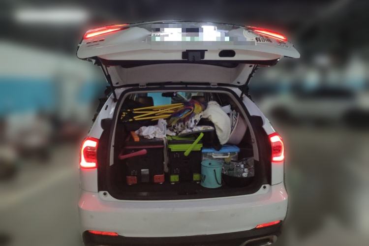Used BYD Tang New Energy 2015 2.0T Four-Wheel-Drive Flagship Model Trunk