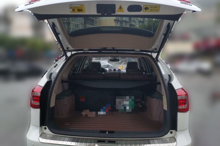 Used BYD Tang New Energy 2015 2.0T Four-Wheel-Drive Flagship Model Trunk
