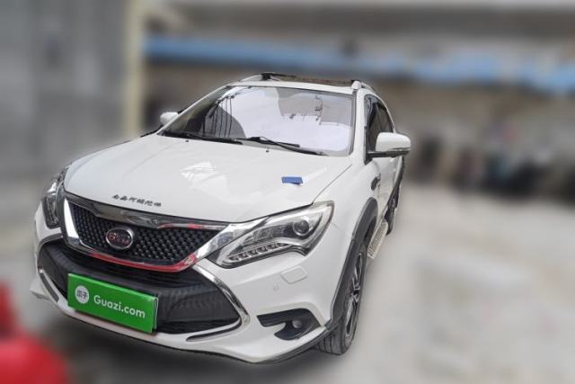 Used BYD Tang New Energy 2015 2.0T Four-Wheel-Drive Flagship Model