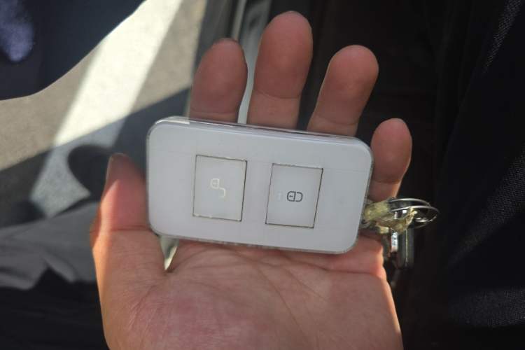 Used BYD Tang New Energy 2015 2.0T Four-Wheel-Drive Flagship Model Vehicle Key