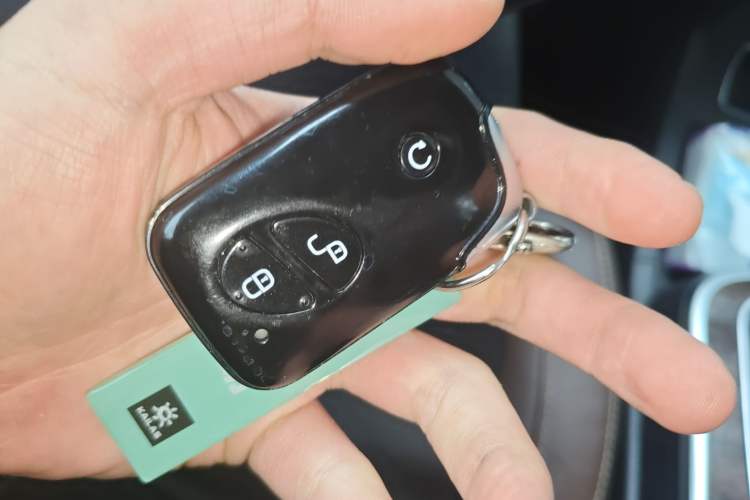 Used BYD Tang New Energy 2015 2.0T Four-Wheel-Drive Flagship Model Vehicle Key