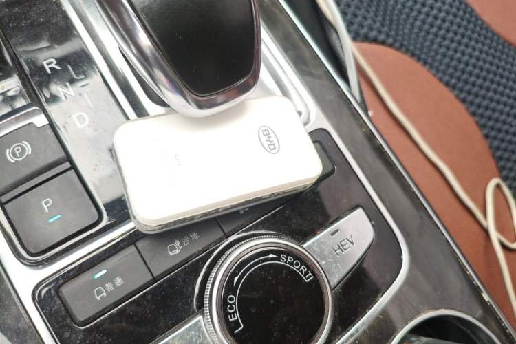 Used BYD Tang New Energy 2015 2.0T Four-Wheel-Drive Flagship Model Vehicle Key