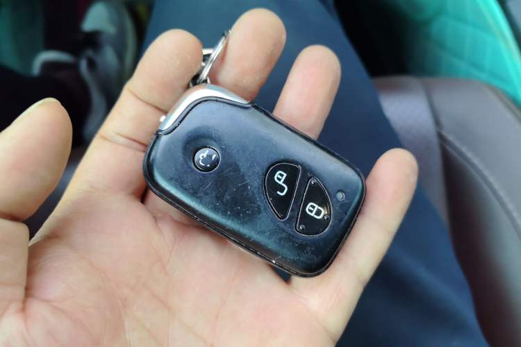 Used BYD Tang New Energy 2015 2.0T Four-Wheel-Drive Flagship Model Vehicle Key