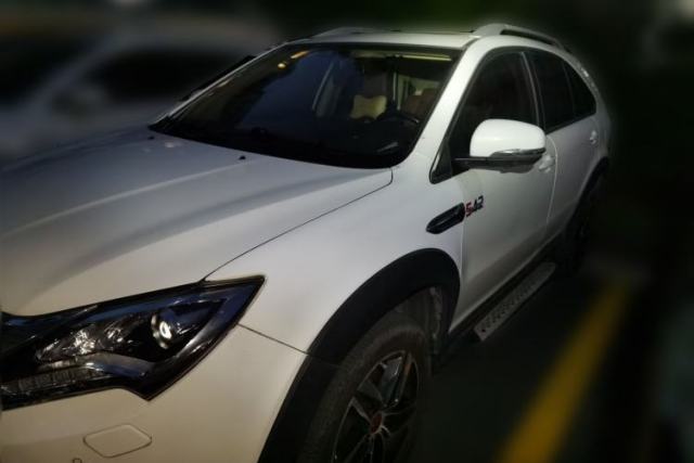 Used BYD Tang New Energy 2015 2.0T Four-Wheel-Drive Flagship Model