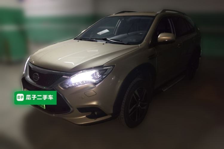 Ojetý BYD Tang New Energy 2015 2.0T Four-Wheel-Drive Flagship Model Guazi used car, China used car export, Used car for sale, Used  cars, Cheapest cars for sale