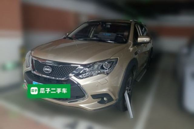 Used BYD Tang New Energy 2015 2.0T Four-Wheel-Drive Flagship Model