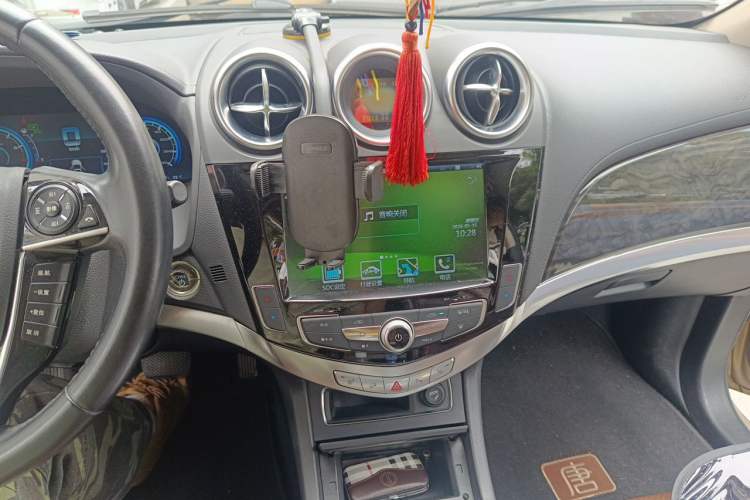 Used BYD Tang New Energy 2015 2.0T Four-Wheel-Drive Flagship Model Audio And AC Panel