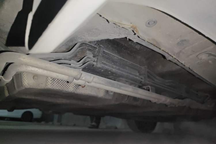 Used BYD Tang New Energy 2015 2.0T Four-Wheel-Drive Flagship Model Chassis Front Left