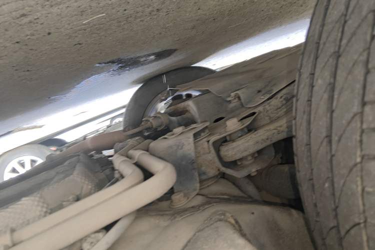 Used BYD Tang New Energy 2015 2.0T Four-Wheel-Drive Flagship Model Chassis Front Left