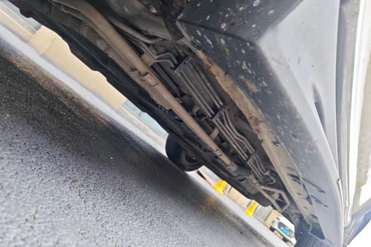 Used BYD Tang New Energy 2015 2.0T Four-Wheel-Drive Flagship Model Chassis Front Left