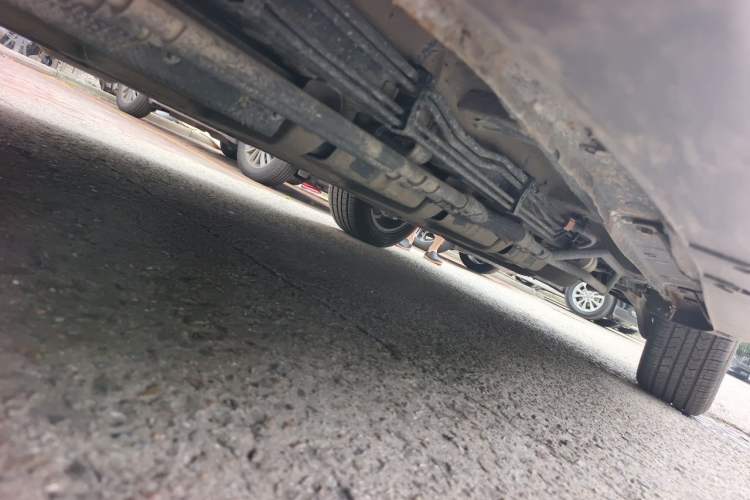Used BYD Tang New Energy 2015 2.0T Four-Wheel-Drive Flagship Model Chassis Front Left