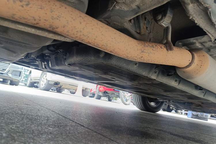 Used BYD Tang New Energy 2015 2.0T Four-Wheel-Drive Flagship Model Chassis Front Right