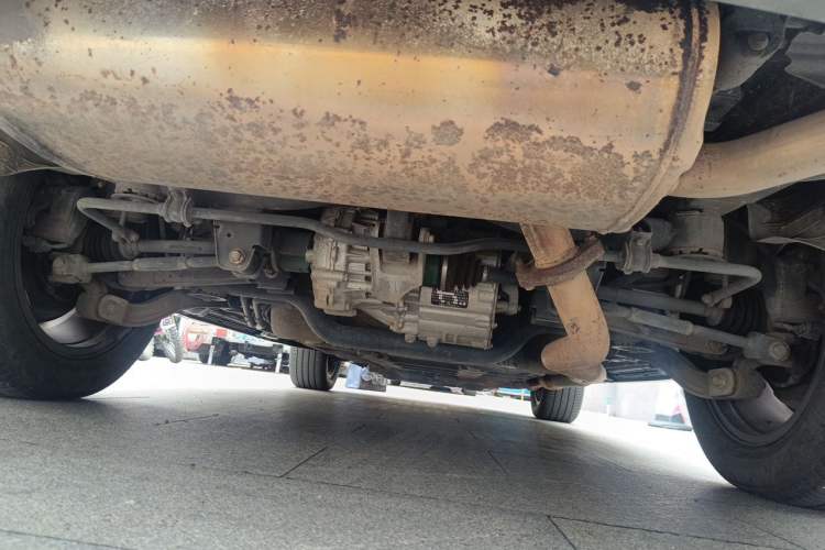 Used BYD Tang New Energy 2015 2.0T Four-Wheel-Drive Flagship Model Chassis Front