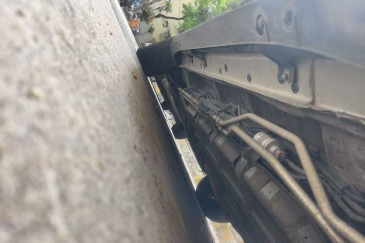 Used BYD Tang New Energy 2015 2.0T Four-Wheel-Drive Flagship Model Chassis Rear Left