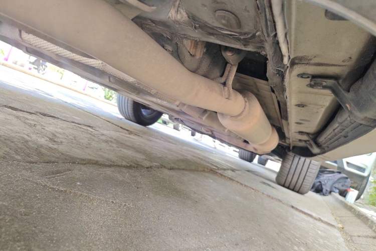 Used BYD Tang New Energy 2015 2.0T Four-Wheel-Drive Flagship Model Chassis Rear Right