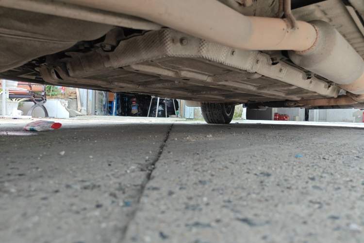 Used BYD Tang New Energy 2015 2.0T Four-Wheel-Drive Flagship Model Chassis Rear Right