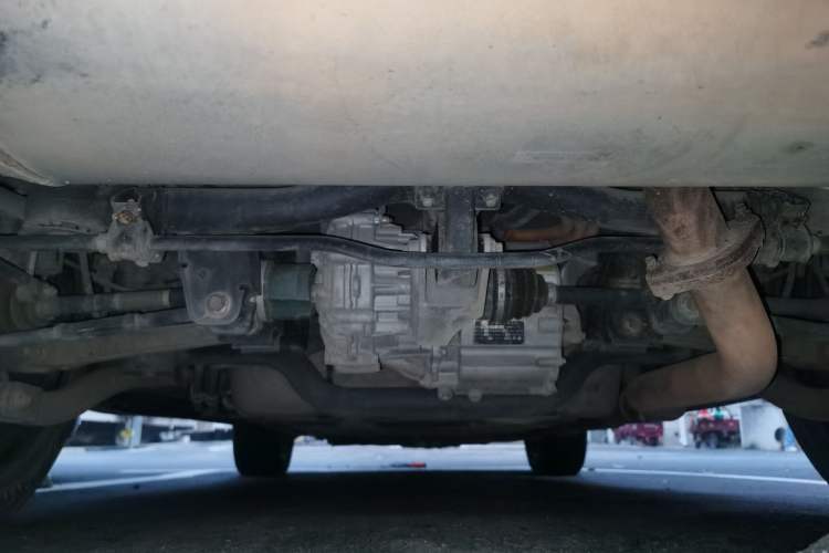 Used BYD Tang New Energy 2015 2.0T Four-Wheel-Drive Flagship Model Chassis Rear