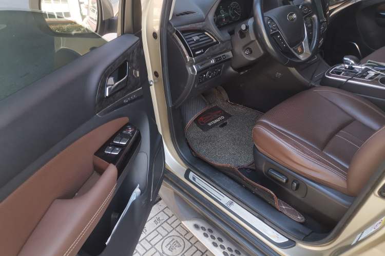 Used BYD Tang New Energy 2015 2.0T Four-Wheel-Drive Flagship Model Driver Seat