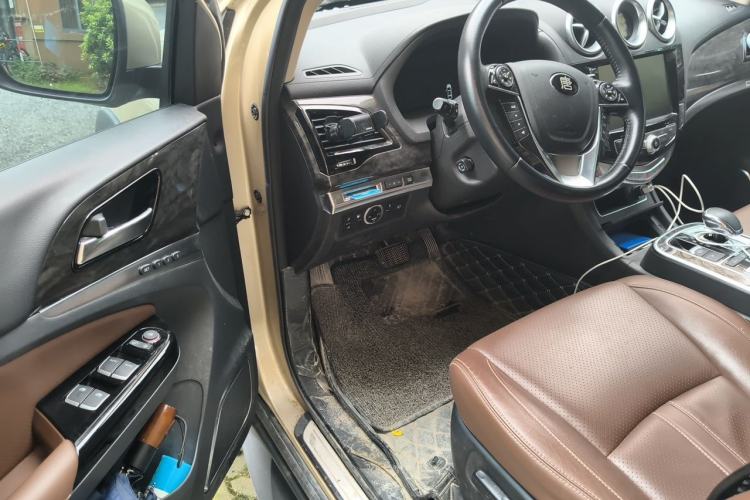 Used BYD Tang New Energy 2015 2.0T Four-Wheel-Drive Flagship Model Driver Seat