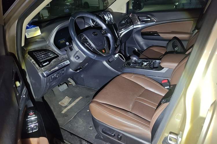Used BYD Tang New Energy 2015 2.0T Four-Wheel-Drive Flagship Model Driver Seat