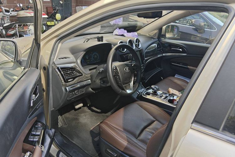 Used BYD Tang New Energy 2015 2.0T Four-Wheel-Drive Flagship Model Driver Seat