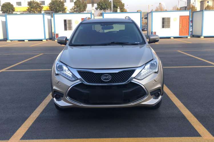 Used BYD Tang New Energy 2015 2.0T Four-Wheel-Drive Flagship Model Exterior 1