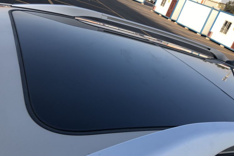 Used BYD Tang New Energy 2015 2.0T Four-Wheel-Drive Flagship Model Exterior 7