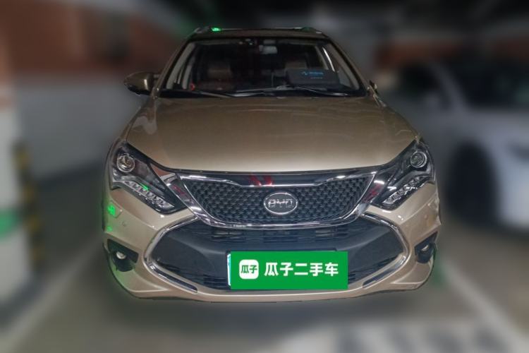 Used BYD Tang New Energy 2015 2.0T Four-Wheel-Drive Flagship Model Front