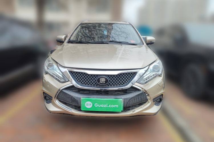 Used BYD Tang New Energy 2015 2.0T Four-Wheel-Drive Flagship Model Front