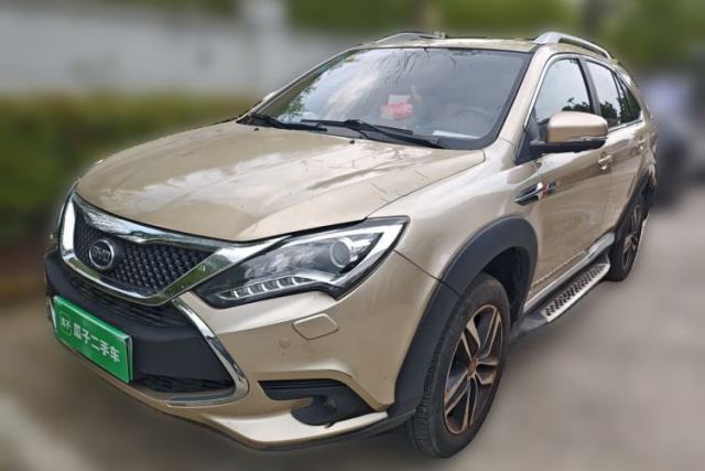 Used BYD Tang New Energy 2015 2.0T Four-Wheel-Drive Flagship Model
