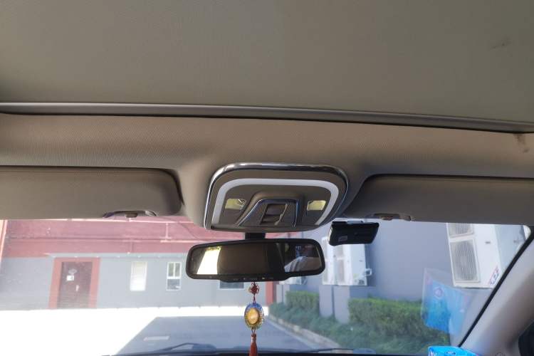 Used BYD Tang New Energy 2015 2.0T Four-Wheel-Drive Flagship Model Headliner