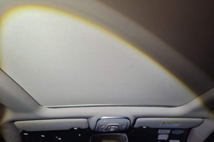 Used BYD Tang New Energy 2015 2.0T Four-Wheel-Drive Flagship Model Headliner