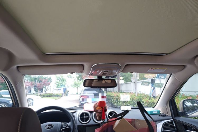 Used BYD Tang New Energy 2015 2.0T Four-Wheel-Drive Flagship Model Headliner