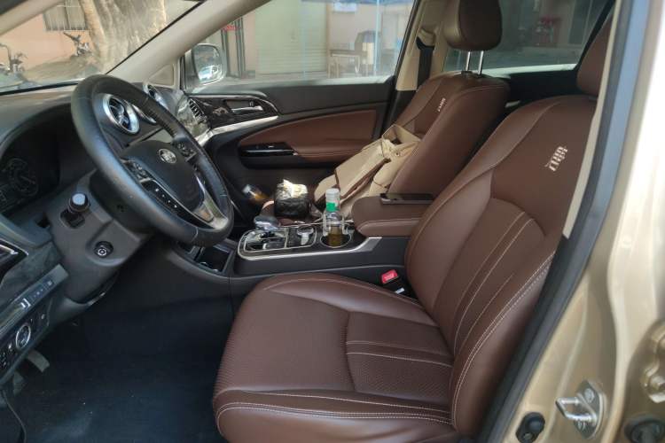 Used BYD Tang New Energy 2015 2.0T Four-Wheel-Drive Flagship Model Left Front Seat