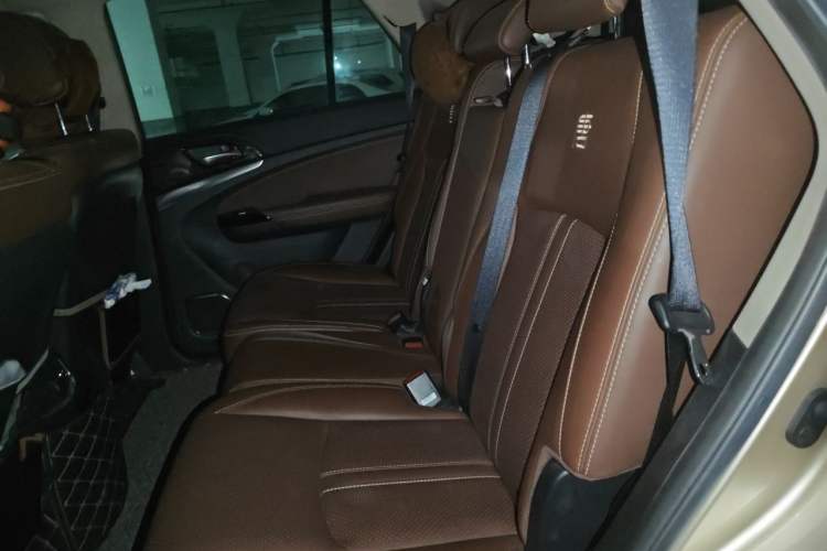 Used BYD Tang New Energy 2015 2.0T Four-Wheel-Drive Flagship Model Left Rear Seat
