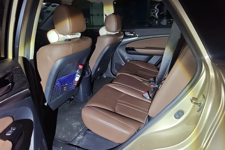 Used BYD Tang New Energy 2015 2.0T Four-Wheel-Drive Flagship Model Left Rear Seat
